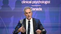 Jordan Peterson : Nous allons vers un « État de surveillance »