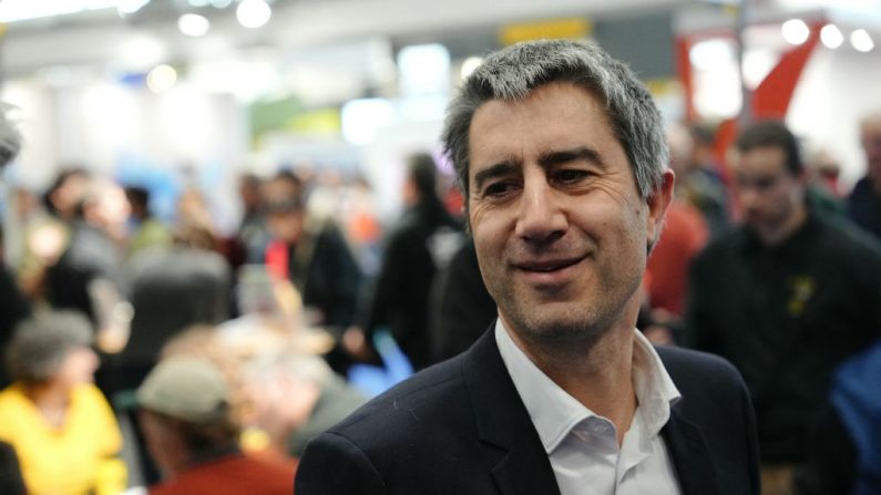 Le député LFI François Ruffin visite le 60e Salon de l'Agriculture au parc des expositions de la Porte de Versailles à Paris, le 27 février 2024. (DIMITAR DILKOFF/AFP via Getty Images)