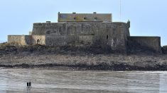 Saint-Malo: une mère et son fils sauvés de la noyade par le moniteur d’une école de voile