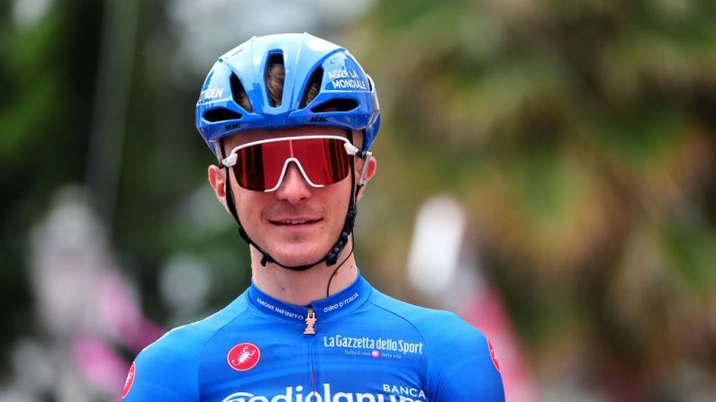 Paul Lapeira a remporté au sprint mardi la deuxième étape du Tour du Pays basque, à Cambo-les-Bains (France), Primoz Roglic conservant le maillot jaune après sa victoire lors du contre-la-montre inaugural. (Photo : LUCA BETTINI/AFP via Getty Images)