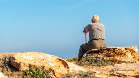 Hérault: un nonagénaire reçoit un courrier du CHU de Montpellier lui annonçant sa mort et lui demandant de venir récupérer ses affaires