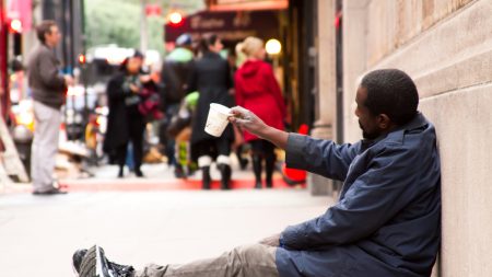 Amiens: la mendicité interdite dans le centre-ville à partir du 1er mai