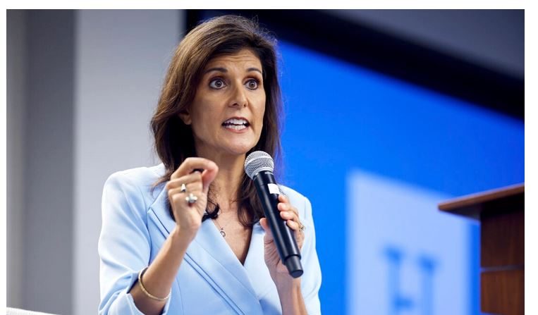 L'ancienne ambassadrice des États-Unis à l'ONU et ex-gouverneure de la Caroline du Sud Nikki Haley annonce qu'elle voterait pour l'ancien président Donald Trump lors d'un événement à l'Institut Hudson à Washington, le 22 mai 2024. (Chip Somodevilla/Getty Images)