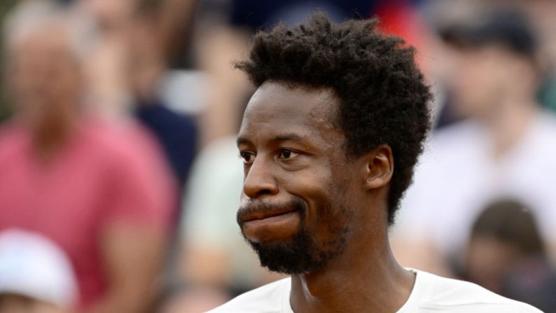 Gaël Monfils, a déclaré forfait mardi pour le tournoi de tennis ATP de Lyon, évoquant de la "fièvre et quelques tracas de santé", mais s'est dit "hyper motivé" pour Roland-Garros. (Photo : TIZIANA FABI/AFP via Getty Images)