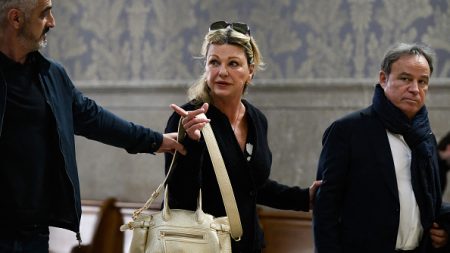 Jeane Manson, victime d’une crise cardiaque, hospitalisée à Lyon