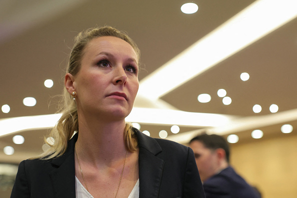 Marion Maréchal, candidate principale du parti « Reconquete » pour les prochaines élections parlementaires européennes, à Paris, le 13 mai 2024.  (THOMAS SAMSON/AFP via Getty Images)