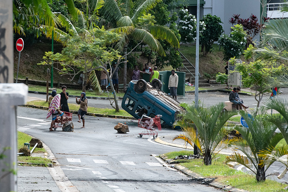 Dans le quartier du Motor Pool sur Tuband à Nouméa le 16 mai 2024. (Photo DELPHINE MAYEUR/AFP via Getty Images)