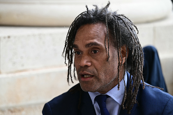 Christian Karembeu, ancien joueur de l'équipe de France, à l'hôtel Crillon à Paris, le 27 mai 2024.   (MIGUEL MEDINA/AFP via Getty Images)