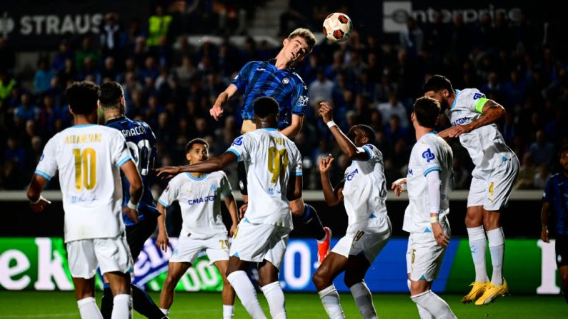 L'Olympique de Marseille, totalement dépassé, a été sèchement battu par l'Atalanta Bergame jeudi (3-0) et éliminé en demi-finale de Ligue Europa, aux portes de la finale à Dublin. (Photo : MARCO BERTORELLO/AFP via Getty Images)