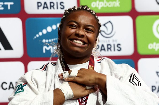 Romane Dicko a confirmé qu'elle était bien la meilleure au monde dans sa catégorie (+78 kg) en remportant dimanche le Grand Chelem d'Astana (Kazakhstan), sa dernière compétition avant les Jeux olympiques. (Photo : EMMANUEL DUNAND/AFP via Getty Images)