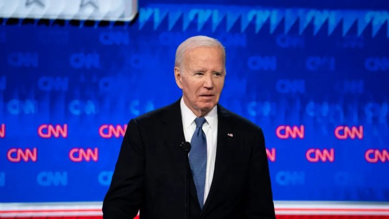 Joe Biden lors du débat présidentiel avec Donald J. Trump à Atlanta, Ga. le 27 juin 2024. (Madalina Vasiliu/Epoch Times)