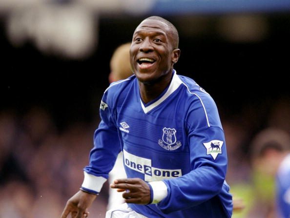 Kevin Campbell d'Everton célèbre l'un de ses trois buts lors du match de FA Carling Premiership contre West Ham United à Goodison Park à Liverpool, Angleterre en 1999. (Mandatory Credit : Clive Brunskill /Allsport)