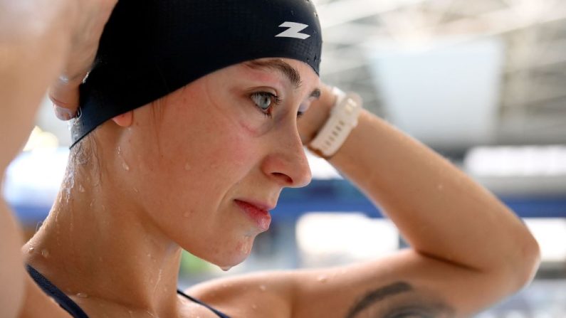 Le verdict se rapproche pour la triathlète Héloïse Courvoisier, malvoyante de naissance, lancée dans la course à la qualification pour les Jeux paralympiques. (Photo : FRANCK FIFE/AFP via Getty Images)