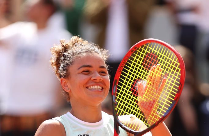 Jasmine Paolini et Mirra Andreeva, novices à ce niveau s'affronteront pour une place en finale de Roland-Garros. (Photo : Dan Istitene/Getty Images)