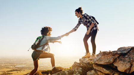 Huit façons de renforcer l’estime de soi d’un de nos proches