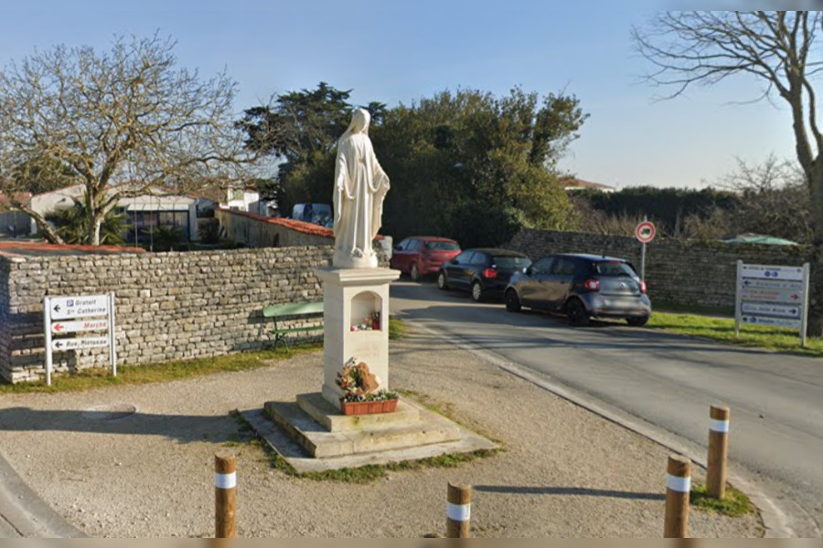 Île de Ré : déboulonnée, la statue de la Vierge de La Flotte a fait son retour sur un terrain privé