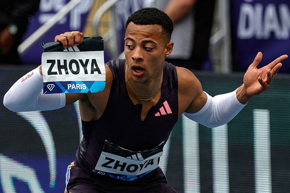 Le hurdleur tricolore Sasha Zhoya, au stade Charlety à Paris, le 7 juillet 2024.   (GEOFFROY VAN DER HASSELT/AFP via Getty Images)