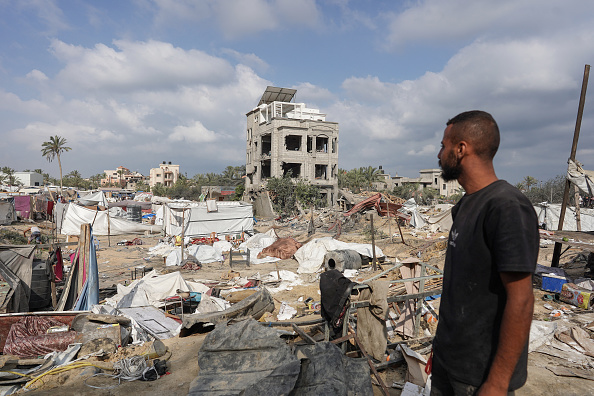 Le camp des déplacés d'al-Mawasi de la ville de Khan Yunis après la frappe israélienne, le 14 juillet 2024. (Photo BASHAR TALEB/AFP via Getty Images)