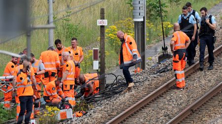 Sabotages sur le réseau SNCF : « On saura assez rapidement qui est responsable »