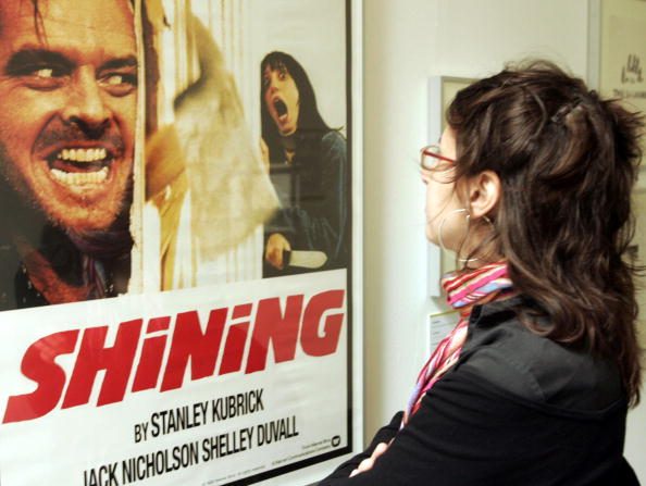 L'affiche du film Shining avec pour interprètes principaux Jack Nicholson et Shelley Duvall. (Photo Mark Renders/Getty Images)