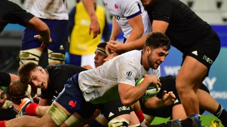 L'équipe de France des moins de vingt ans, triple championne du monde en titre, s'est brillamment qualifiée dimanche pour la finale du Mondial en Afrique du Sud, au détriment de la Nouvelle-Zélande (55-31). (Photo : Grant Pitcher/Gallo Images)