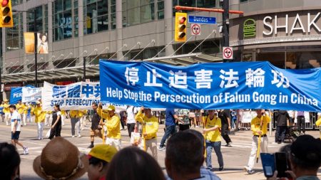 En Chine, les pratiquants de Falun Gong sont condamnés à des peines de prison deux fois plus lourdes que la moyenne, selon une étude