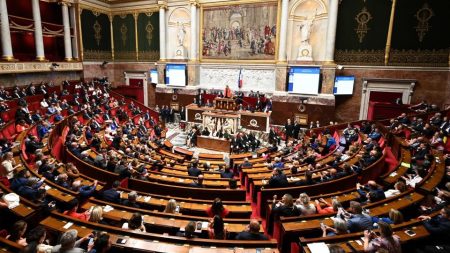 Budget : près de 1900 amendements déposés à l’Assemblée