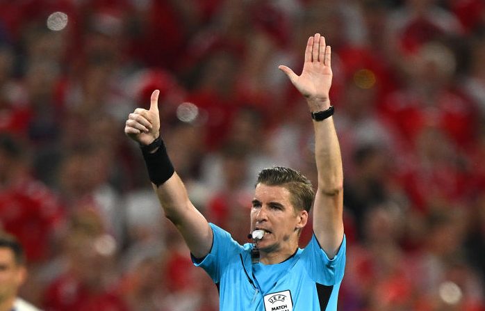 François Letexier a été désigné pour arbitrer la finale de l'Euro-2024 entre l'Angleterre et l'Espagne, dimanche à Berlin, a annoncé jeudi l'UEFA. (Photo : Clive Mason/Getty Images)