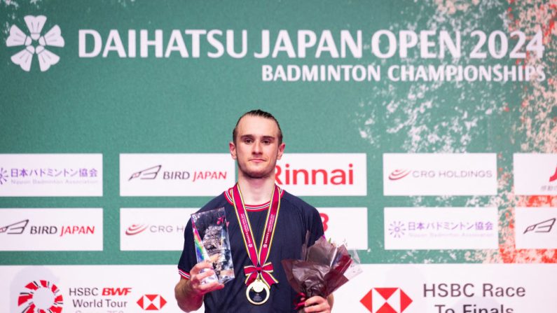 Alex Lanier a réussi un véritable exploit en devenant à 19 ans le premier Français et l'un des plus jeunes de l'histoire à remporter une compétition de badminton d'une telle importance sur le circuit mondial en s'imposant dimanche au tournoi Super 750 du Japon. (Photo : YUICHI YAMAZAKI/AFP via Getty Images)