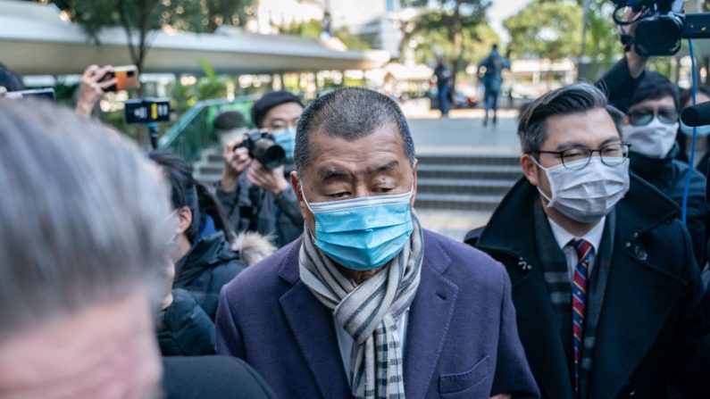 Le magnat des médias de Hong Kong, Jimmy Lai, fondateur et propriétaire du journal Apple Daily, arrive à la Cour d'appel final le 31 décembre 2020 à Hong Kong, Chine. (Crédit photo Anthony Kwan/Getty Images)