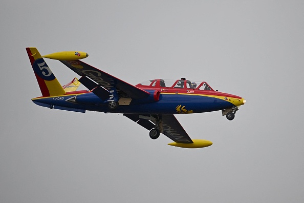 Un avion Fouga Magister lors du Salon international de l'aéronautique et de l'espace de Paris-Le Bourget. Illustration. (EMMANUEL DUNAND/AFP via Getty Images)