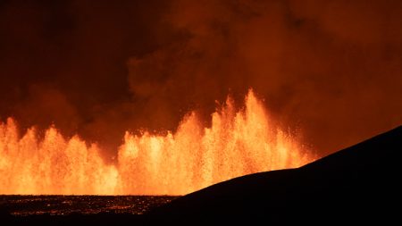 Islande : l’éruption volcanique s’étend après l’apparition d’une deuxième fissure