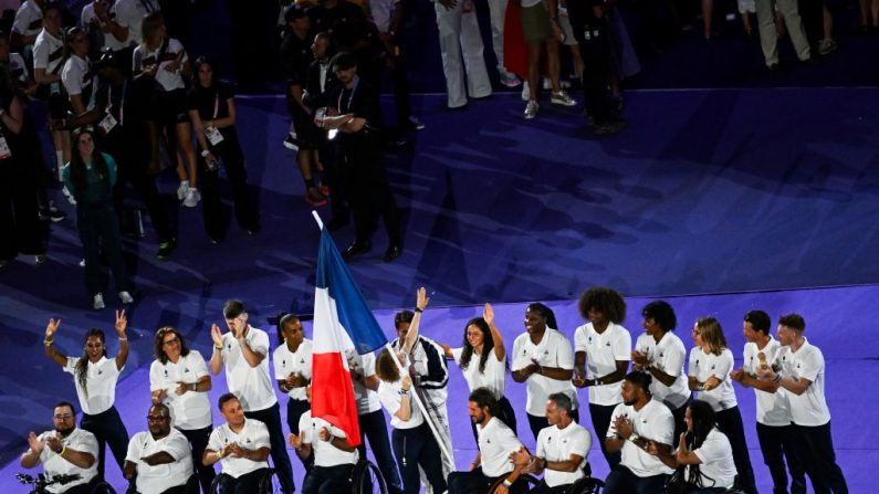 Des centaines de sportifs vont s'installer à partir de mercredi dans le Village des athlètes, qui ouvre officiellement ses portes au nord de Paris, à une semaine du lancement des Jeux paralympiques, selon les organisateurs. (Photo : JULIE SEBADELHA/AFP via Getty Images)