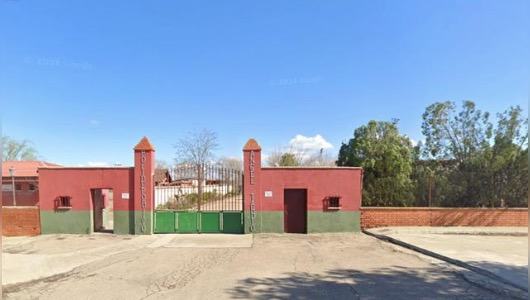 La victime a été poignardée dans ce stade. (Google Street View)