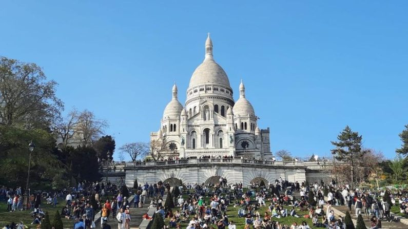 La basilique du Sacré-Cœur à Paris. (Photo : Robin Lefebvre/Epoch Times)