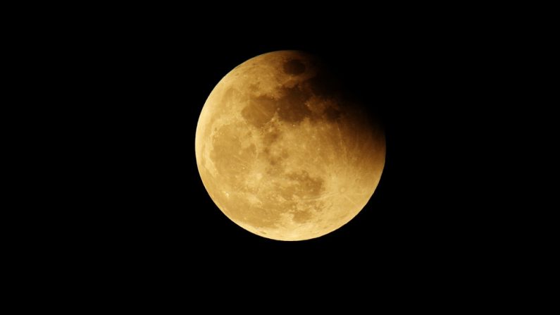 La prochaine éclipse lunaire sera en 2025. (Photo : Sumruay Rattanataipob/Shutterstock)