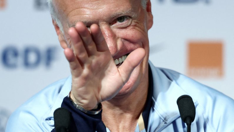 "Je ne vais pas dire que tout est beau, tout est réglé", a déclaré le sélectionneur de l'équipe de France Didier Deschamps après la victoire des Bleus face à la Belgique, lundi à Lyon en Ligue des nations.
 (Photo : FRANCK FIFE/AFP via Getty Images)