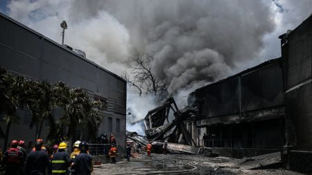 La journée du 6 septembre en photos : Un incendie, un festival du Moyen Âge et une grève de camionneurs