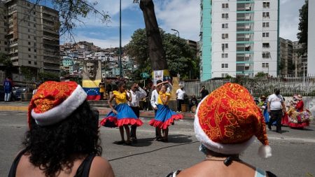 Venezuela : en pleine crise politique, Nicolas Maduro avance le début des festivités de Noël au 1er octobre