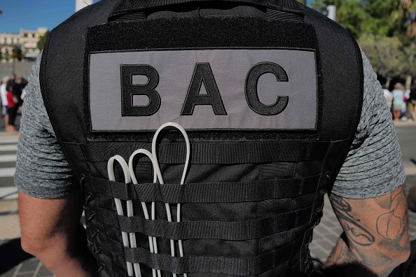 Le témoignage poignant d’un ancien policier de la BAC : sa descente aux enfers le conduit à deux tentatives de suicides