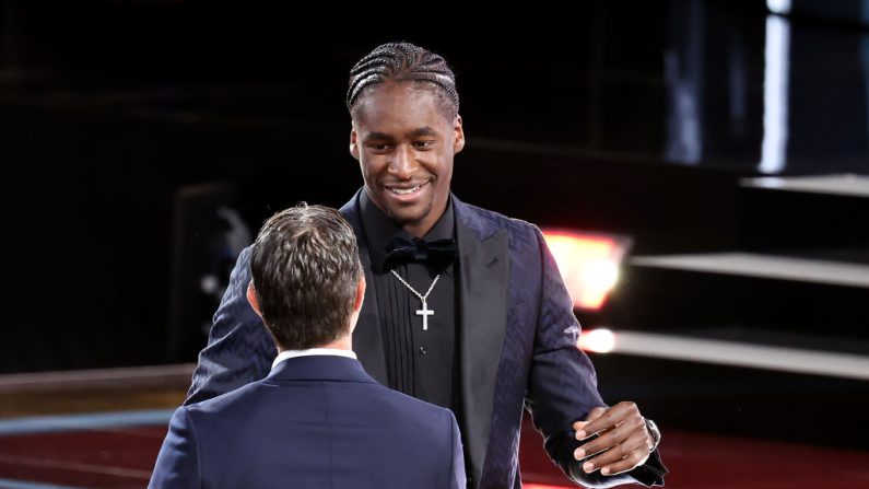 A.J. Griffin après avoir été drafté par les Atlanta Hawks, le 23 juin 2022, à New York. (Photo : Arturo Holmes/Getty Images)