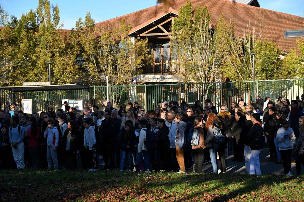 Yvelines : le collège de Samuel Paty accepte de porter le nom de l'enseignant assassiné