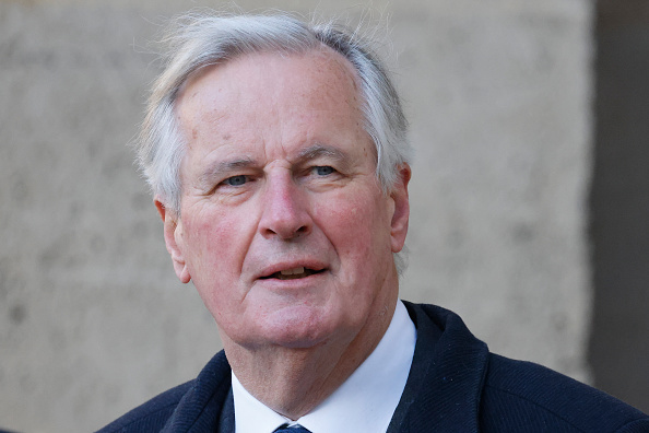 Le nouveau Premier ministre Michel Barnier doit s'attaquer sans délai à plusieurs urgences économiques. (LUDOVIC MARIN/AFP via Getty Images)