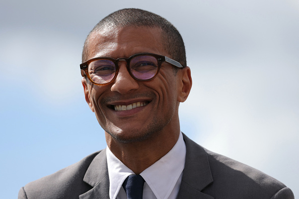 « On se retrouve avec un Premier ministre de droite validé par le Rassemblement national, un Premier ministre sous tutelle », a déclaré le maire de Saint-Ouen, Karim Bouamrane. (Photo THOMAS SAMSON/AFP via Getty Images)