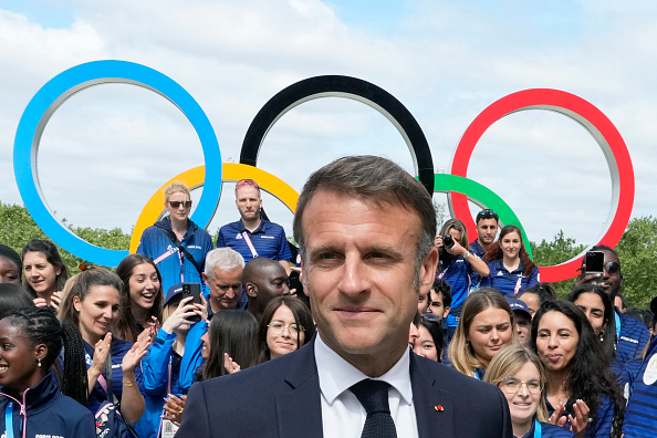 Héritage des JO : "Nous devons nous retrouver autour d'une fête du sport", propose Emmanuel Macron