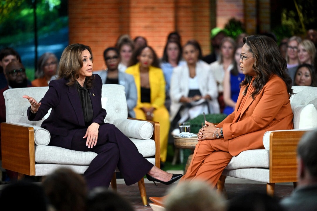 Oprah rassemble des célébrités du grand écran derrière Kamala