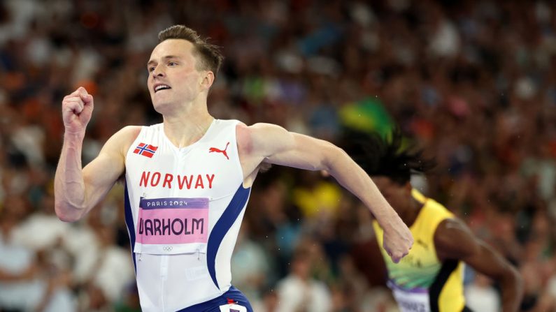 Les rois scandinaves de l'athlétisme, les recordmans du monde du saut à la perche Mondo Duplantis et du 400 m haies Karsten Warholm, s'affrontent aujourdhui à Zurich sur un 100 m. (Photo : Cameron Spencer/Getty Images)