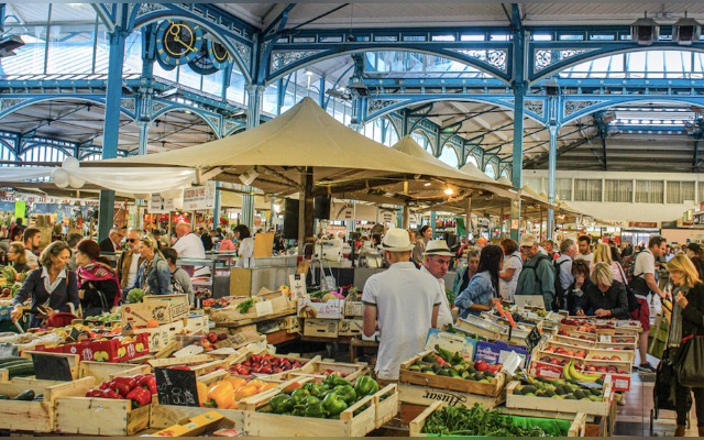 Dijon : deux commerçants attaqués au hachoir par un migrant récidiviste sur un marché