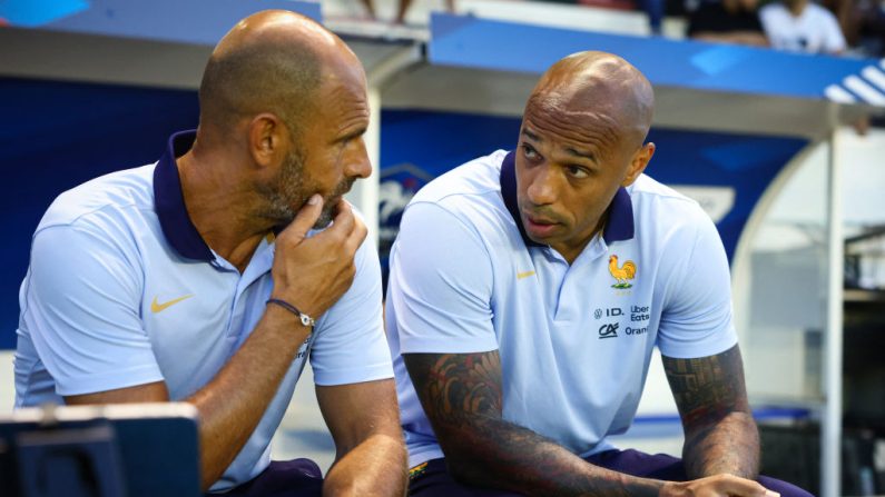 Les Bleuets, désormais dirigés par Gérald Baticle qui a succédé à Thierry Henry, se sont laborieusement imposée 3-0 face à Chypre vendredi à Achnas. (Photo : CLEMENT MAHOUDEAU/AFP via Getty Images)