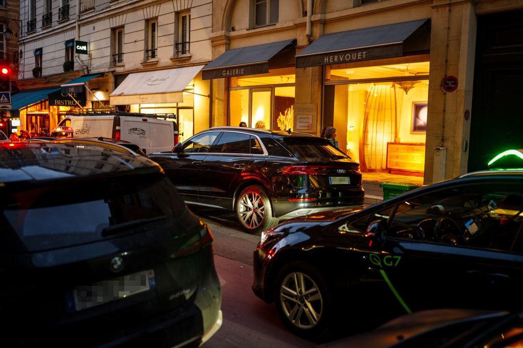 La mairie de Paris instaure une zone à trafic limité dans l'hypercentre à partir de lundi